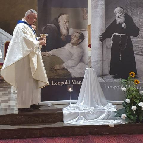 Wprowadzenie relikwii św. Leopolda Mandicia